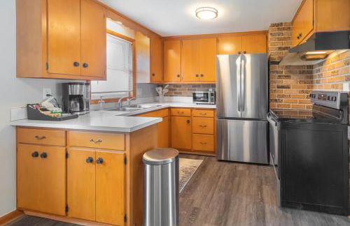 1 Block To Lambeau 3 BR Sleeps 6 Pet-Friendly - Foto 9