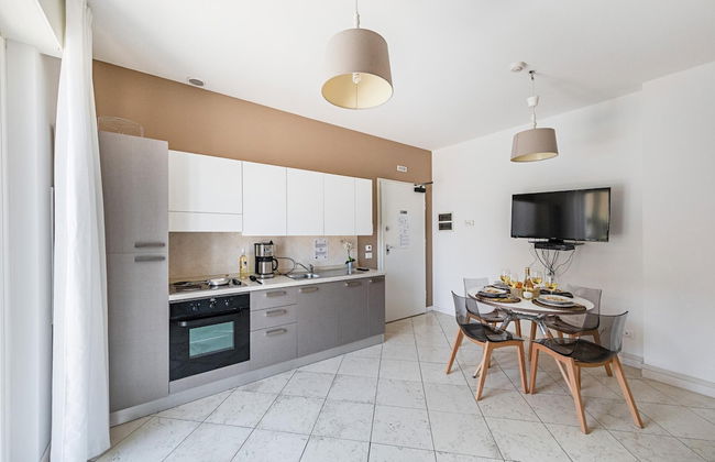 Residenza Miralago With Pool - Ground Floor One-bedroom - Photo 2