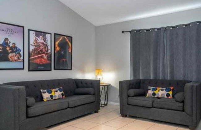 Amazing 5 BR w Game Room Minutes From Disney - Foto 9