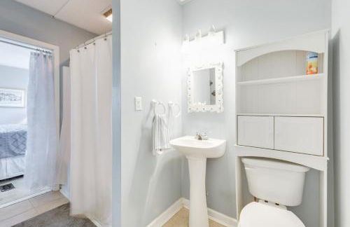 Dock and Fire Pit Lakefront Bonneau Home! - Foto 12