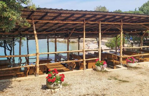 2 Bedroom Cozy Home In Malinska - Photo 27