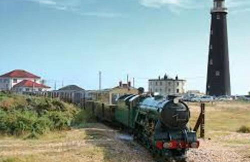 Fabulous Beach Front Holiday Location - Pass the Keys - Photo 20