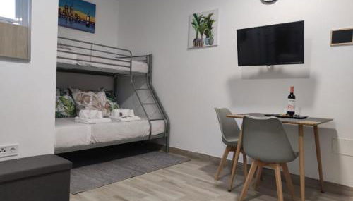 CASA PIRÁMIDE 4 WIFI - Parking y Terraza Privada - Foto 1