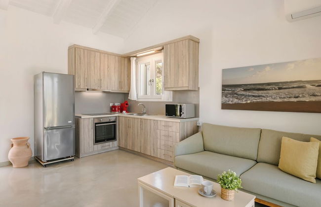 Apollonides Seafront Villa 2 “Melete” - Foto 4