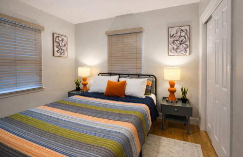 4 BR - King beds - perfect for HPU, Furniture Market, Greensboro, Winston - Photo 2