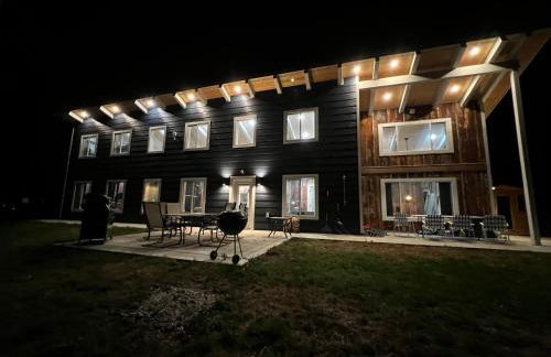 Designer Lake Cabin- HotTub, Sauna & Massage Chair - Foto 47