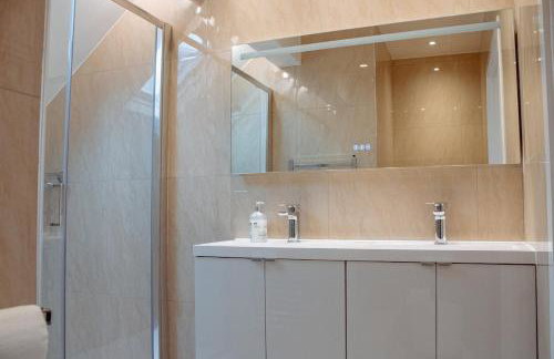 Spacious House in the Heart of Headingley - Foto 68