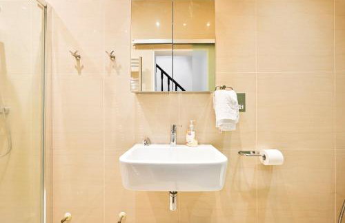 Lovely 4 Bedrooms Entire House In Hammersmith - Foto 15