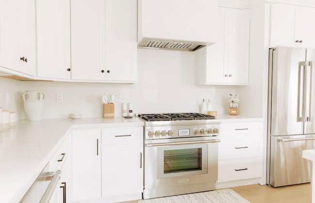 Mediterranean Modern Steps to Beach Dining w Spa - Foto 13