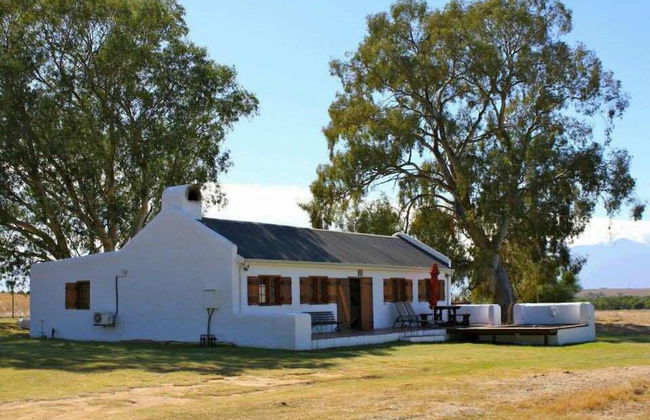 Denneboom Vineyards and Wildlife - Foto 1