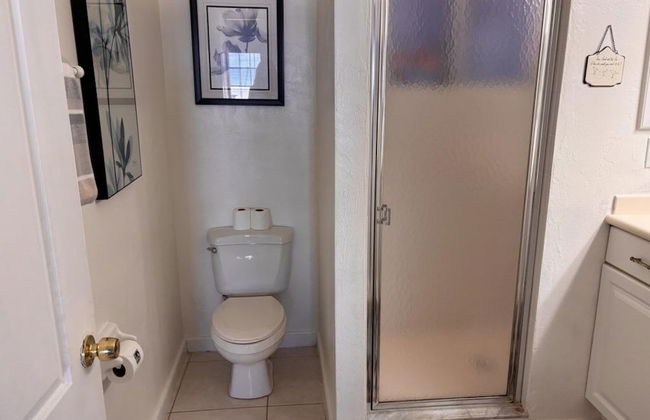 Ocean Front Beach Walking Distance To Flagler 4 Bedroom Home by RedAwning - Foto 19