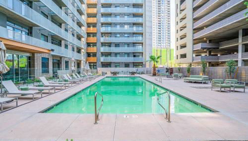 Modern 2BD - CDT - Gym, Pool, Parking - Sleep 8 - Foto 3