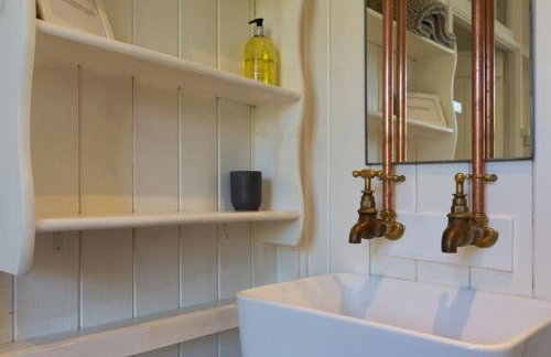 Beautifully Renovated Old Sweet Shop - Foto 8