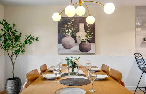 Serene Sunlit Retreat - Remodeled with EV charging and AC - Foto 21