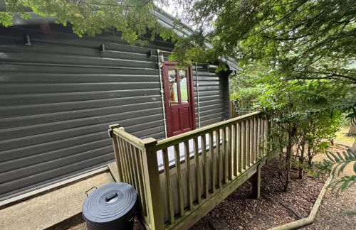 LARCHES LODGE Norwegian log cabin, wood stove & spa - Foto 16