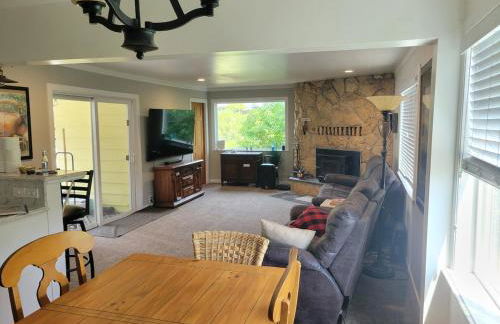 Historic HM, Mountain Views, Hot Tub, Steam Room - Foto 7