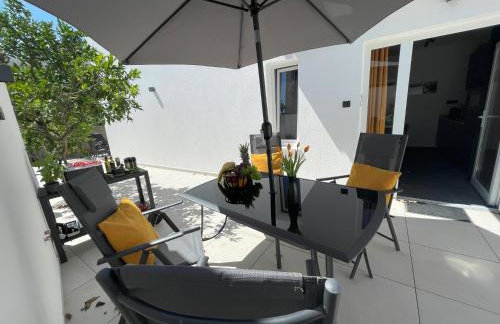 Valkane Beach Apartments - Photo 23