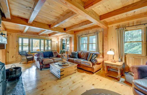 Lakefront Westhampton Cabin with Beach and Kayaks! - Foto 3