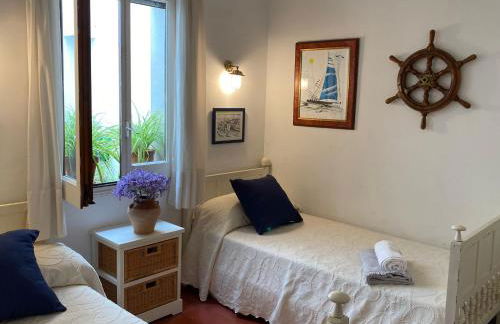 La mejor terraza de Tamariu - Foto 29