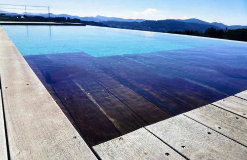 Villa La Voile au Vent - Sur les collines de la Cadière d'Azur - Villa spacieuse, 4 chambres, climatisée avec piscine à débordement, Vue mer et collines - Foto 9