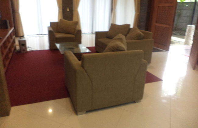 Intan Legian Seminyak Villa - Photo 52