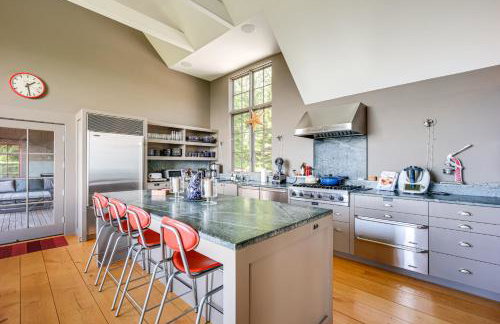 Group-Friendly Newbury Stunner Home Gym, Hot Tub! - Foto 8