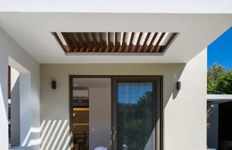 Vasilios Villa, with Pool, Gym & Close to Beach, By ThinkVilla - Foto 16