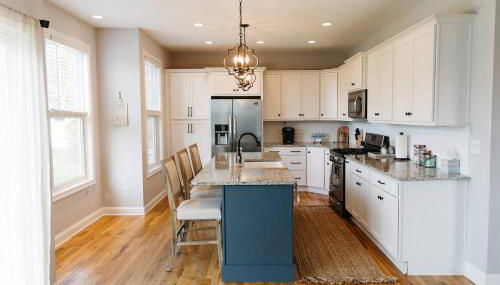 "King's Quarters" Modern Urban Stay - Downtown LEX - Foto 3, Other