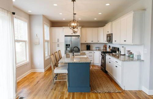 "King's Quarters" Modern Urban Stay - Downtown LEX - Foto 3