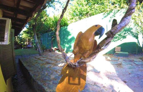 Búzios Praia da Ferradura Linda casa dentro de Condomínio com toda infraestrutura - água e luz inclusos na tarifa - Foto 25