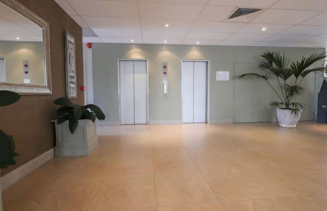 The Summit Apartments - Photo 28