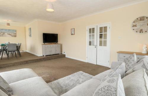 The Look Out - Photo 5