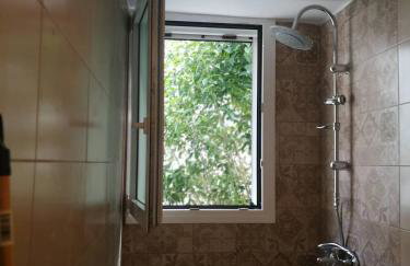 By the sea - Foto 47