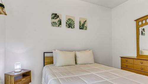 Stunning 5 bedroom pool home in gated community minutes from Disney - Foto 5