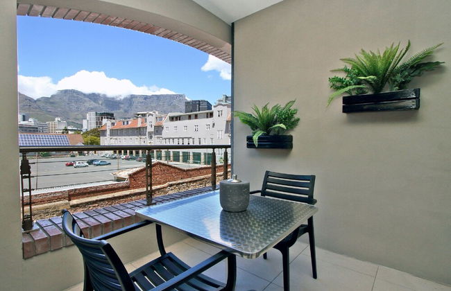 ITC Hospitality Group One Bedrooms Rockwell Building - Photo 12