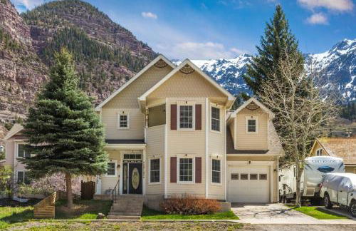 The Victorian off Main Street - Foto 34