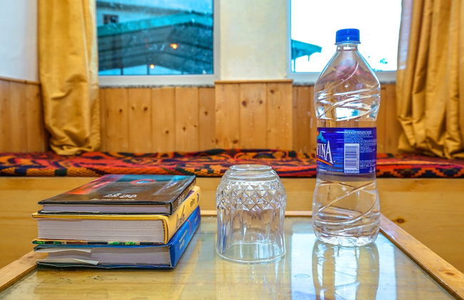 OYO 12187 Home Luxury Studio Kasauli - Foto 8