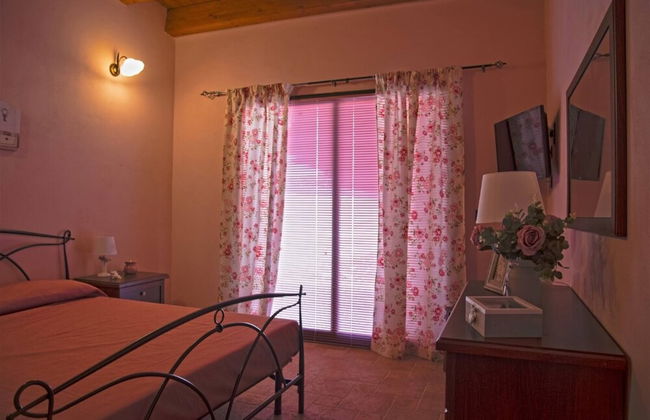 Villa With Air-conditioned Garden Near the sea - Photo 5