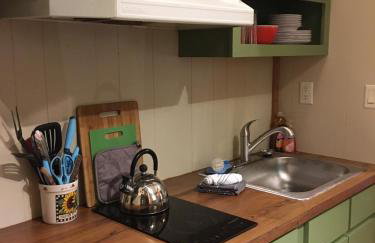 Sunnybrook Cabin, wooded, private with stream, near ATV trails - Foto 13