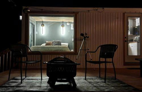 Stunning Tiny House with Picnic Space, Barbecue and Fire Pit in Meadview, Arizona - Foto 37