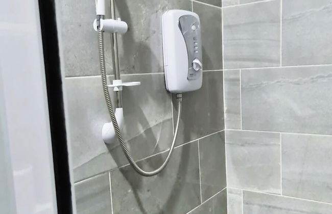 Modern Comfy & Quiet Close to Highway - Photo 20