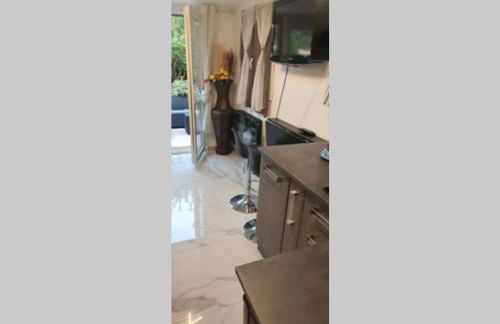 studio entre vallée colline et soleil marseillais - Photo 15