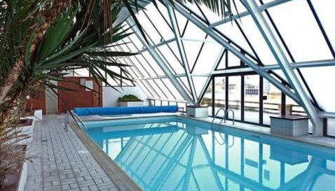 Piscine, balcon, Stationnement, Vue box hippodrome - Photo 3