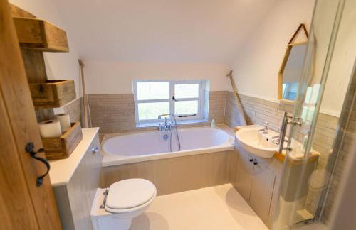 Peaceful Riverside Five Bed Cottage in Somerset - Foto 8