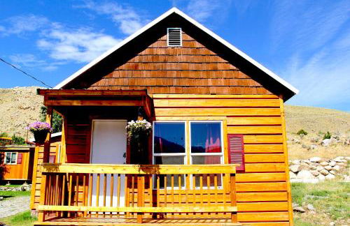 Yellowstone's Treasure Cabins - Foto 6