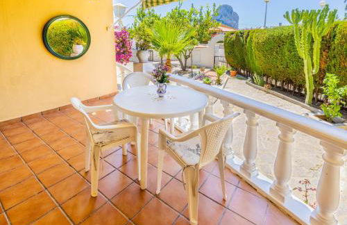 Paraíso Familiar en Marisol Park Bungalow con Piscina, Tenis y Parking - Foto 5