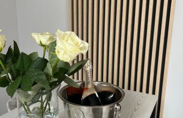 Lux Apart - Apartamenty z jacuzzi i sauną nad Wisłą - Photo 37