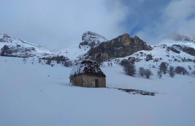 Paseo con raquetas de nieve por Valle de Lago - Foto 2