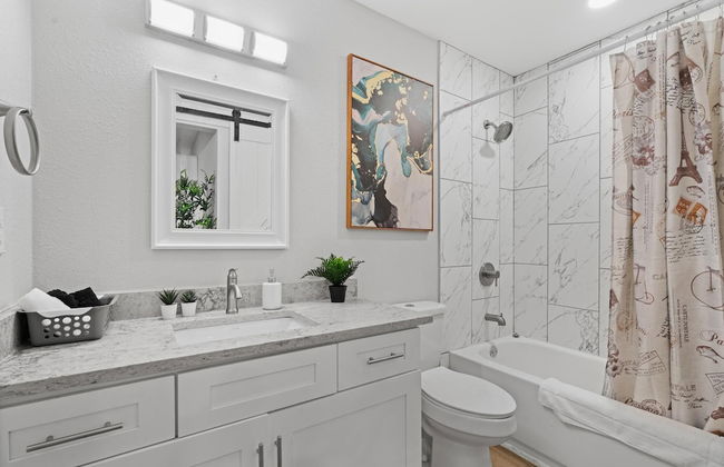 Stylish Studio Downtown Evonify - Foto 25