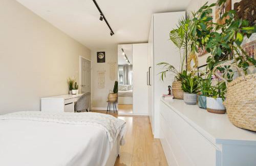 Stylish 2-Bed Flat in Woolwich, Central London - Foto 24